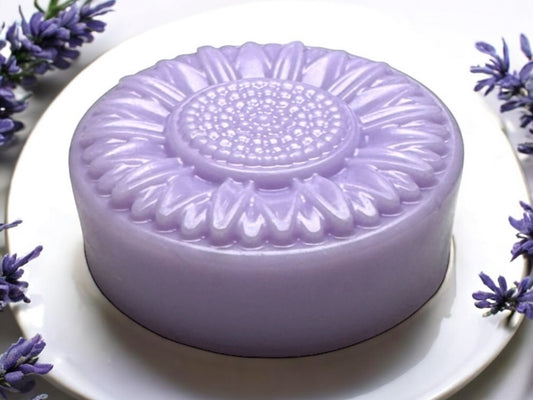 RELAX & RECOVER
LAVENDER  soap - jabon de lavanda relajante